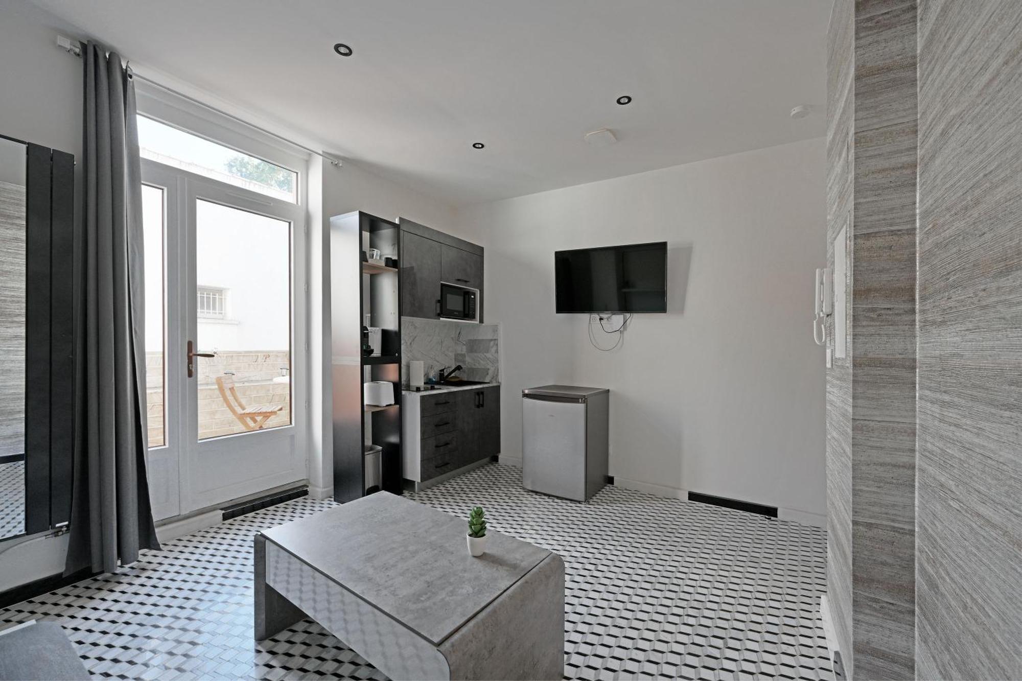 Le 185 - Charme Et Tranquillite Au Coeur D'Avignon Apartment ภายนอก รูปภาพ