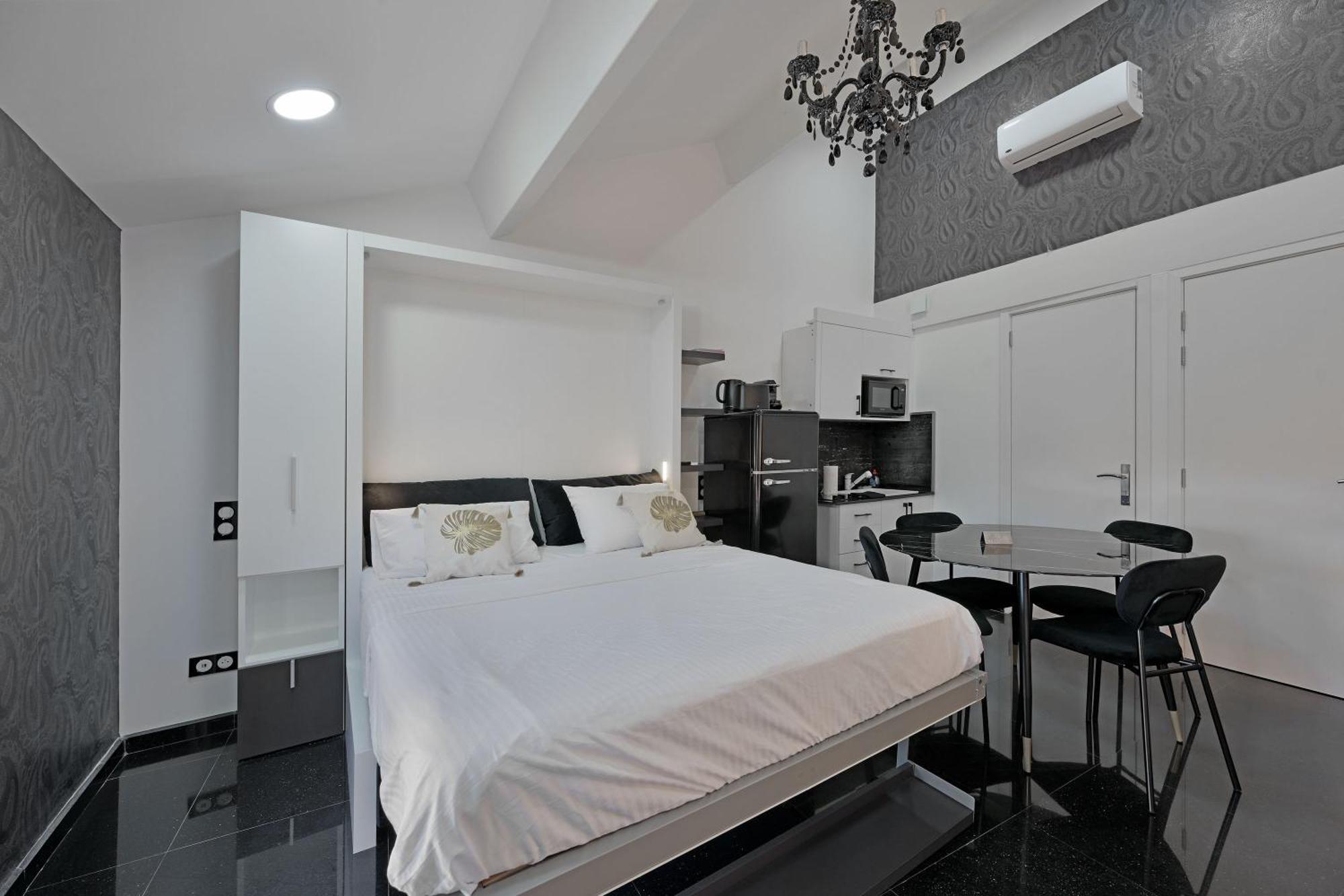 Le 185 - Charme Et Tranquillite Au Coeur D'Avignon Apartment ภายนอก รูปภาพ