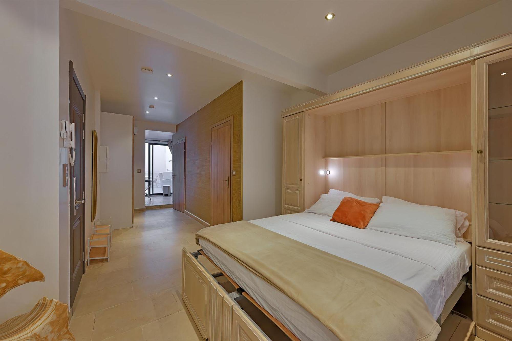 Le 185 - Charme Et Tranquillite Au Coeur D'Avignon Apartment ภายนอก รูปภาพ