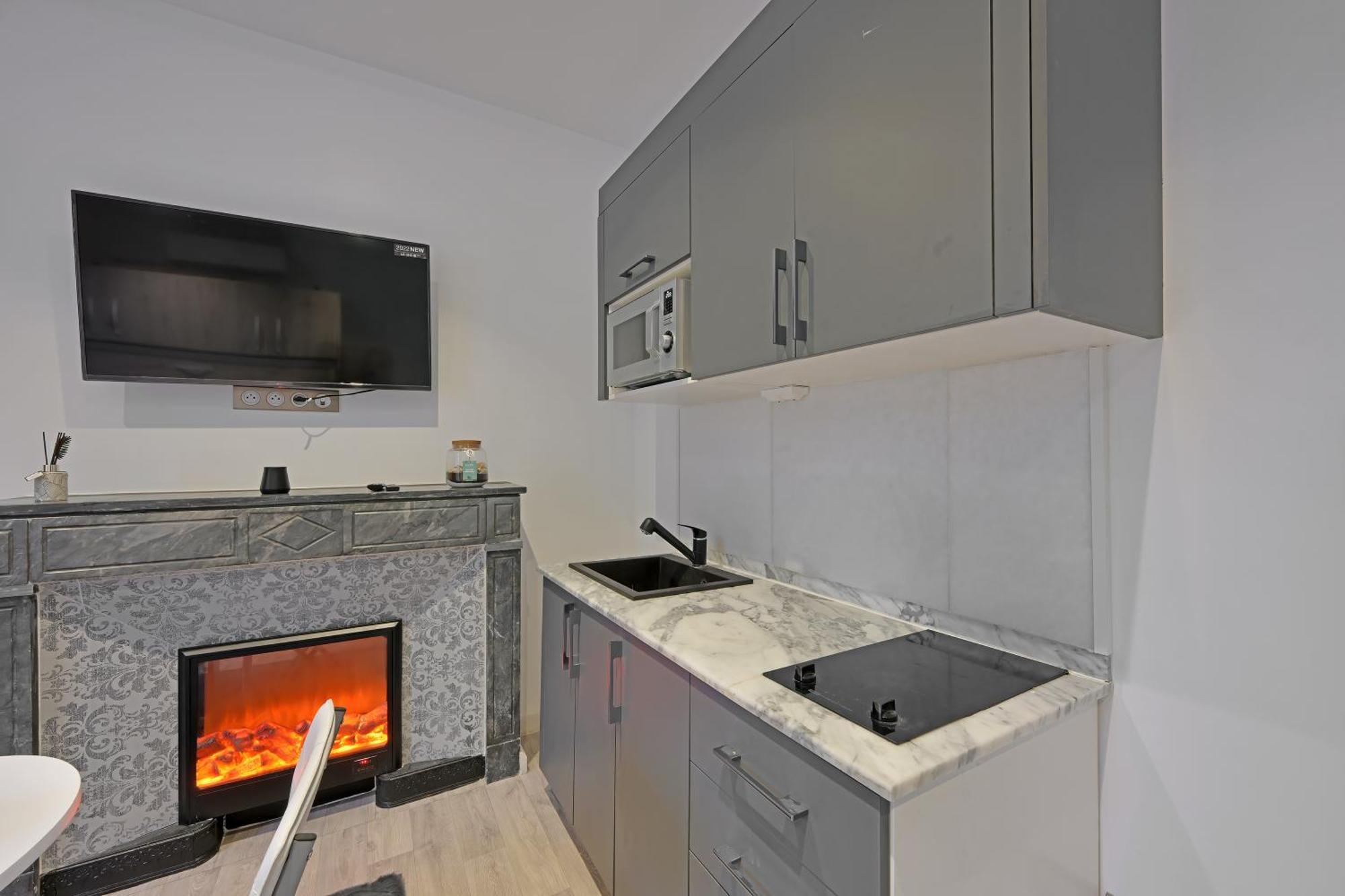 Le 185 - Charme Et Tranquillite Au Coeur D'Avignon Apartment ภายนอก รูปภาพ